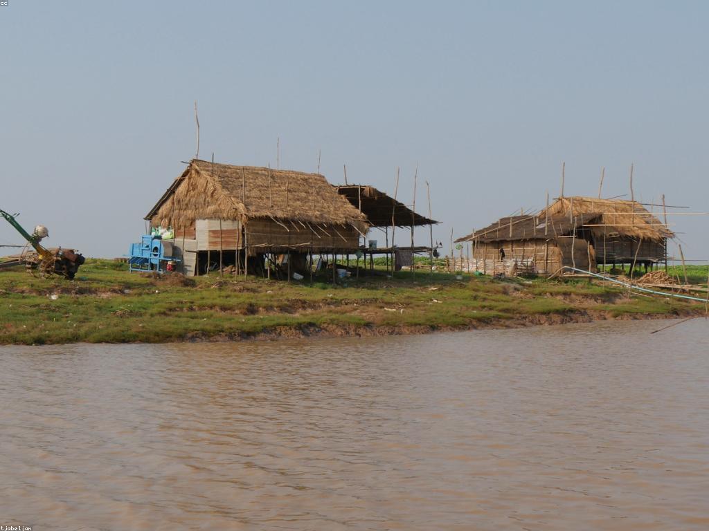 បទពិសោធន៍បាញ់ត្រីជាមួយធម្មជាតិនៅកម្ពុជា